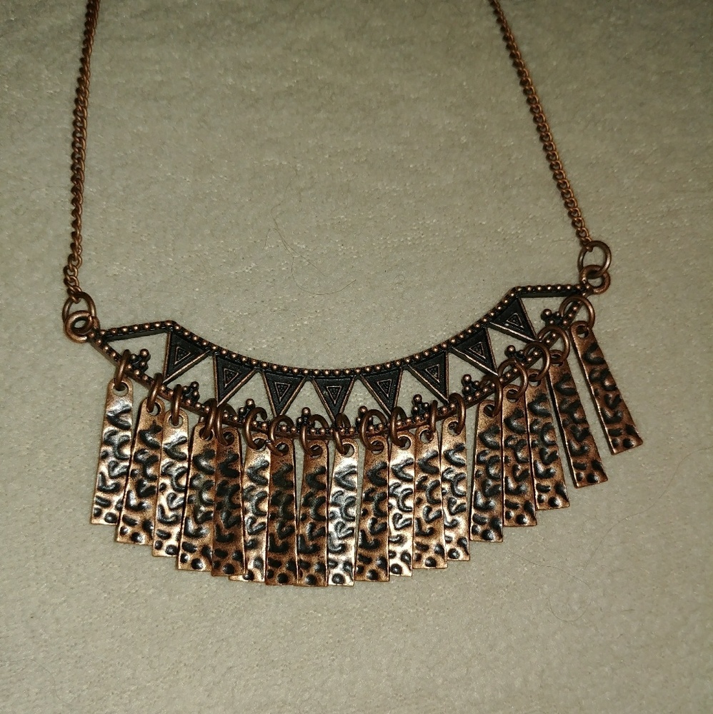 NEW LISTING! Fashion jewelry set
